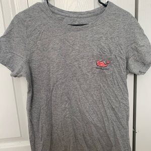 Vineyard Vines T-shirt